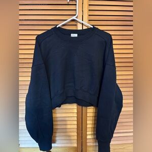 Aerie Black cropped pullover